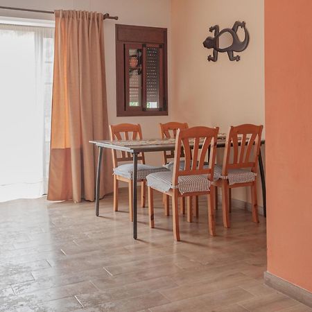 Aparthotel Nido Aguila Blanca Guaro Esterno foto